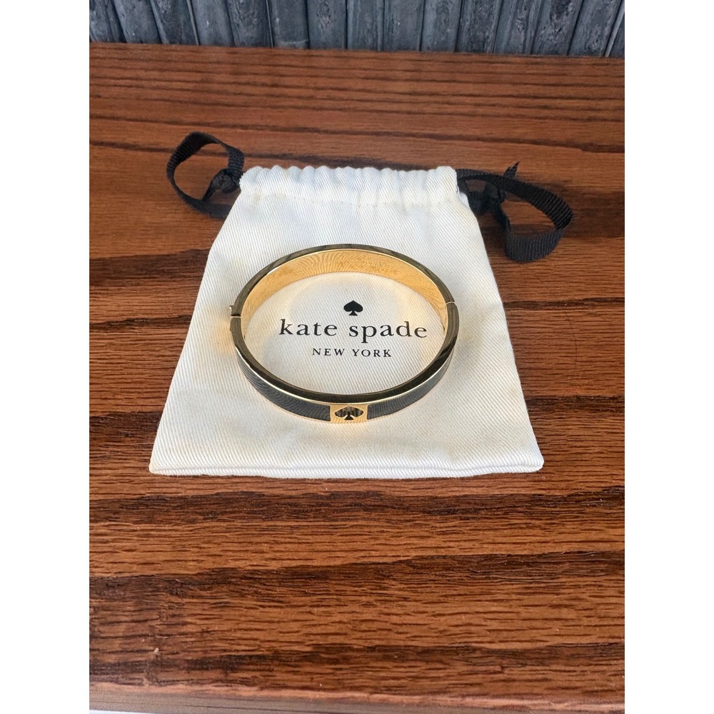 Kate Spade New York Heritage Spade Enamel Bracelet Black Gold-Tone with dusty - Picture 2 of 6